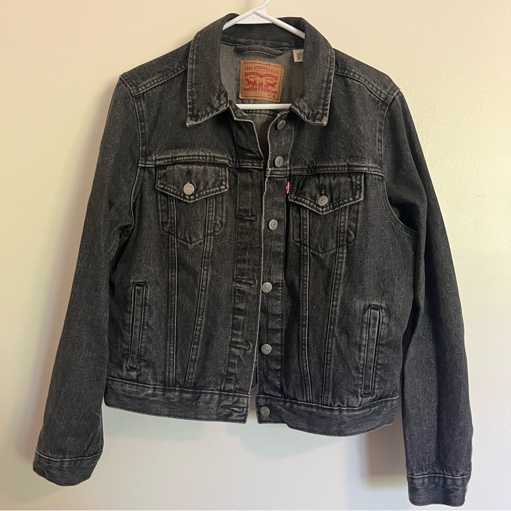 Levi’s Black Denim Trucker Jacket